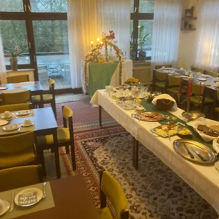 Deutsches Haus Hotel 2*